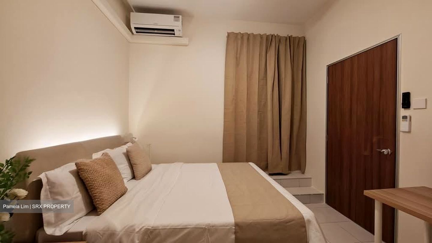 Cashew Heights Condominium (D23), Condominium #568888261